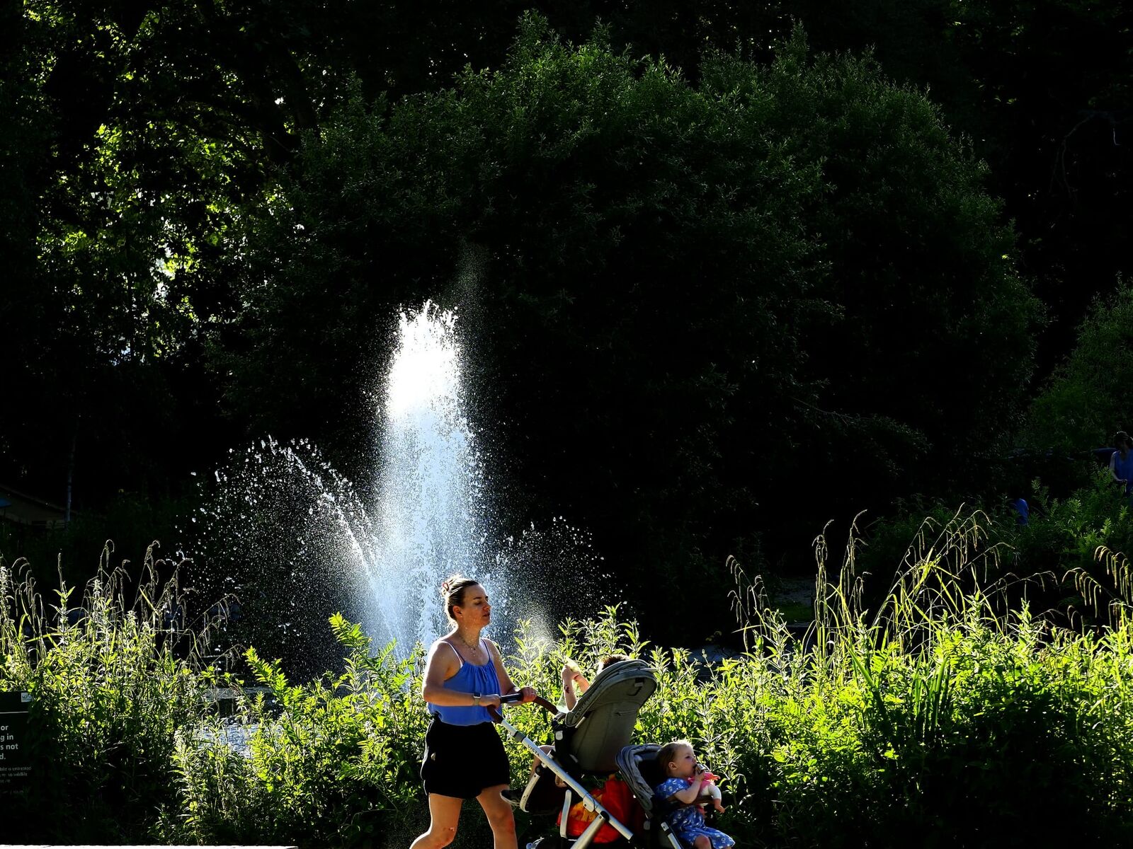 The fountain on the ornamental lake